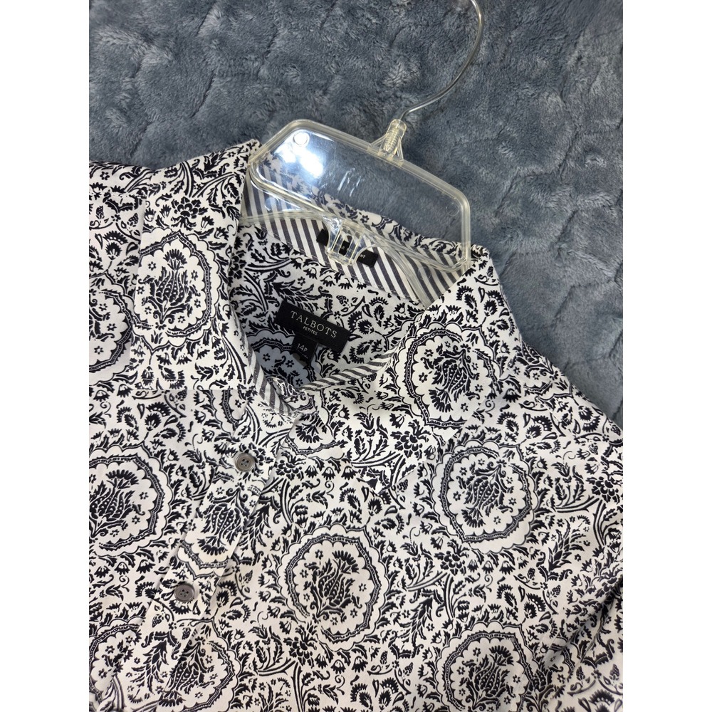 Talbots Petites Navy Blue White Damask Paisley Button Down Shirt 14P Wrinkle Res